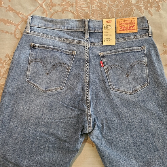 Levi's Curvy Bootcut Mid Rise Blue Jeans Women's Size 31 / 12 Short - Picture 5 of 14